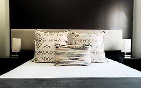 4 On Varneys Guest House